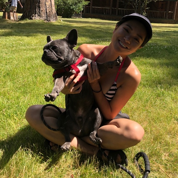 Meet your posher, Sze! - Picture 2 of 6